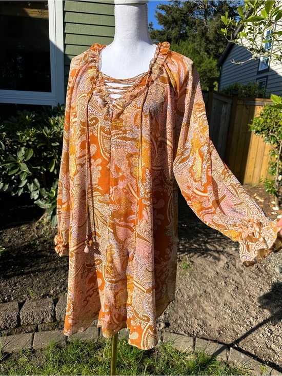 Haute Hippie Dresses & Skirts - Haute Hippie retro burnt orange Floral trapeze chiffon dress